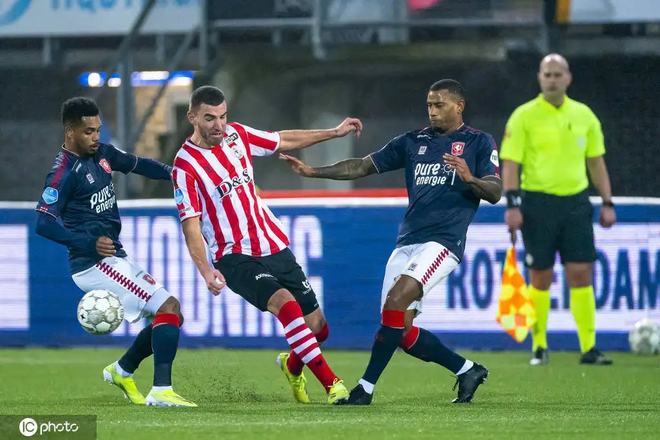 到了关键作 到了关键作